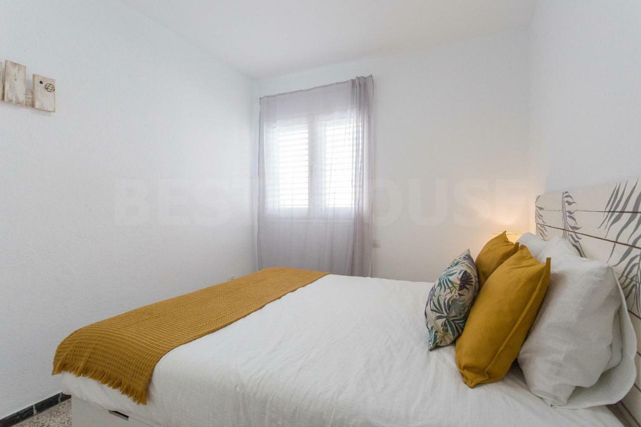 Cozy Apartment In Salinetas Beach. Exterior photo
